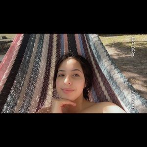 Meet your Posher, Fernanda